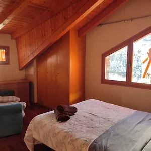  Сasa de vacaciones Casa Pirineu